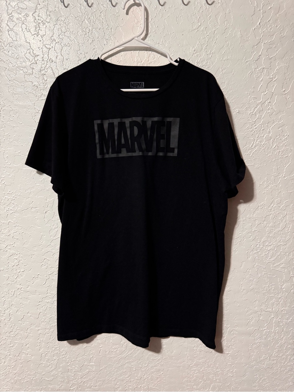 Black Marvel T-shirt Old Navy/Gap